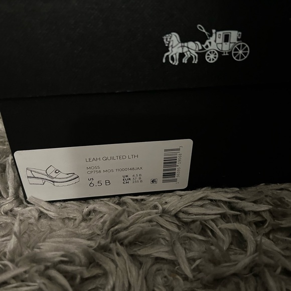 Coach Leah loafer color: moss size: 6.5 - Picture 3 of 8